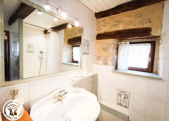 Feriehus Le Fournil *